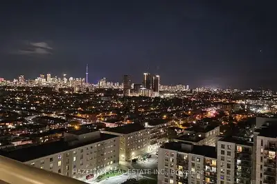 Beautiful penthouse-level 1+1 condo with the flexibility to function as a true 2-bedroom layout. Bri...