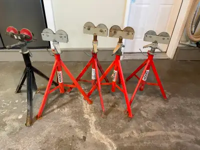Ridgid pipe stands with roller tops and V tops, View more