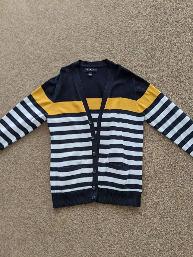 Men’s sweater in Men's in Calgary - Image 5