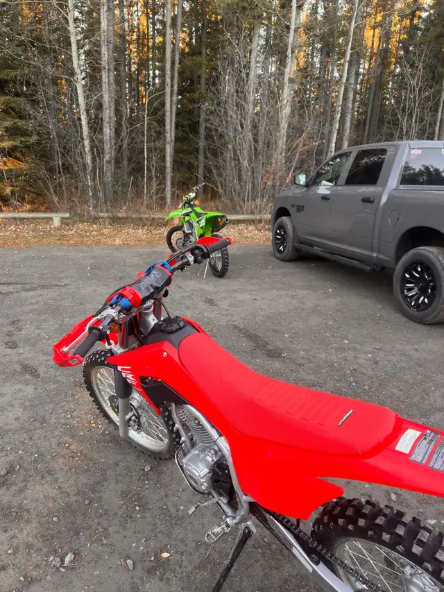 2025 Honda crf 250F in Dirt Bikes & Motocross in Calgary - Image 5