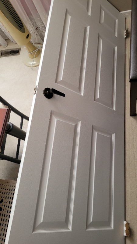 Interior door slab (white) with dark bronze handle in Windows, Doors & Trim in Markham / York Region - Image 2