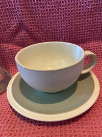 Tea cups/saucers (4) and beer glasses (7) -  PU Markham 