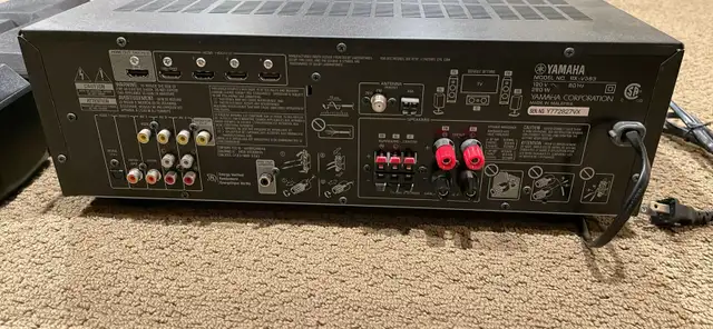 Yamaha reciever540259673913446403