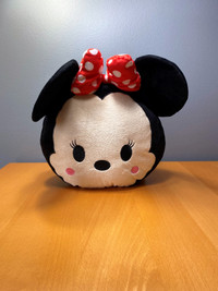Disney Tsum Tsum Minnie Mouse Set - Pillow & Throw - NEW