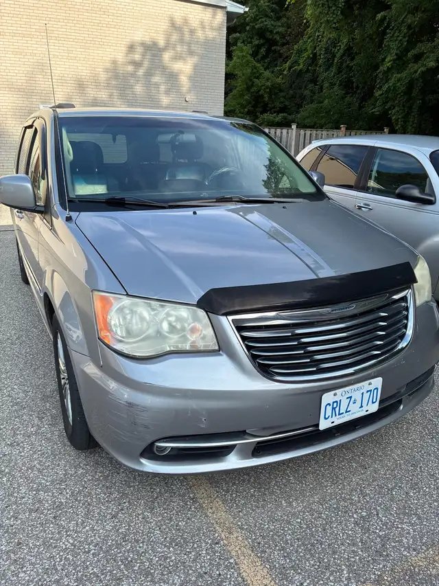 2013 Chrysler Town & Country