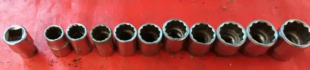 PROTO Metric Wrench Set and 3/8 Drive Socket Set in Hand Tools in Kawartha Lakes - Image 2