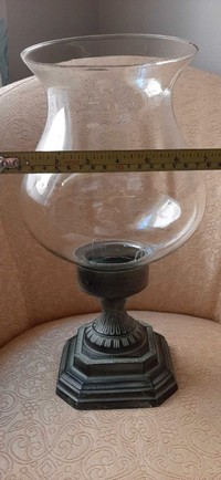 LAMP - Brass base w/glass vase candle holder lamp