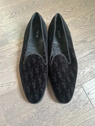 men’s authentic Dior dress., View more
