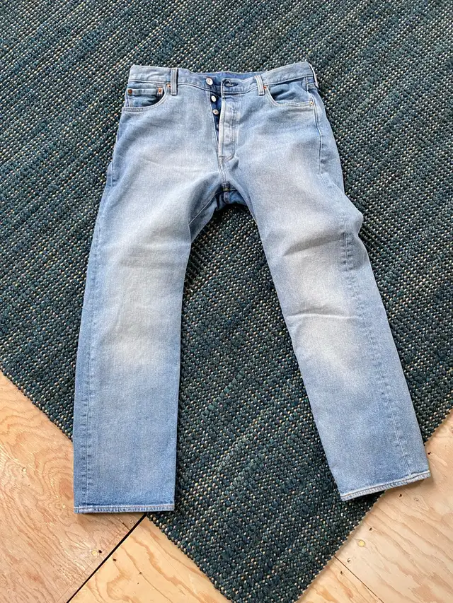 Levi’s 501s - men’s 36/32 in Men's in Bedford - Image 2
