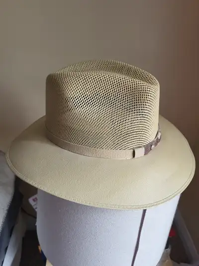 Western Cowboy hat by Gregory Hat Sports . Size medium