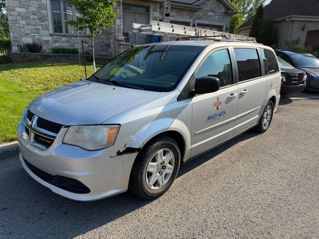 Dodge Caravan 2012 for sale — photo 2