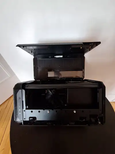 HP OMEN Accelerator eGPU Enclosure, View more