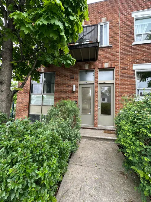 Grand logement avec terrasse Verdun ouest près du métro Jolicoeur