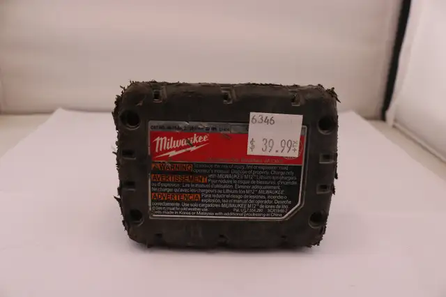 Milwaukee M12 XC High Capacity 3.0 AH REDLITHIUM Battery (#6346)63008306675457122