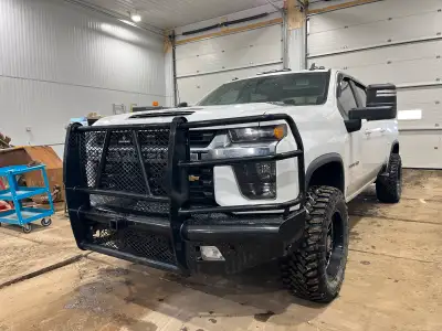 Moose bumper for 2021 Chevrolet 3500 or similar. Great shape. Paint looks about like new.