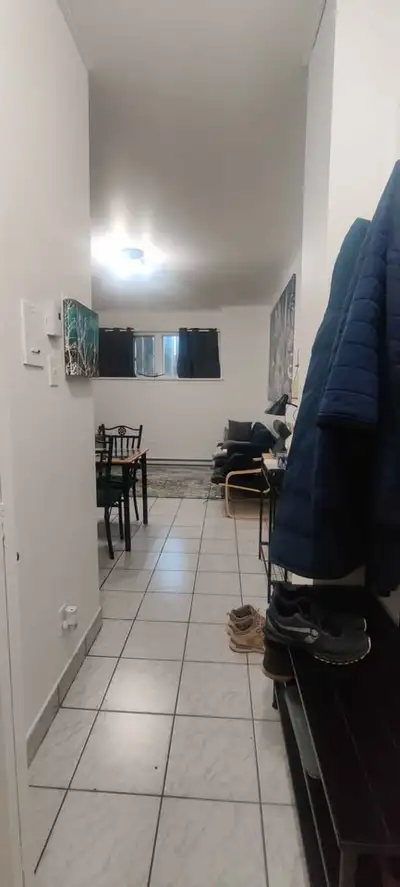 3 1/2 Entièrement meublé a louer