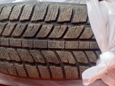 A great set of 4 All Seasons byUNIROYAL, Dynamo series...for $395.size 225-65r-17 only about one yea...