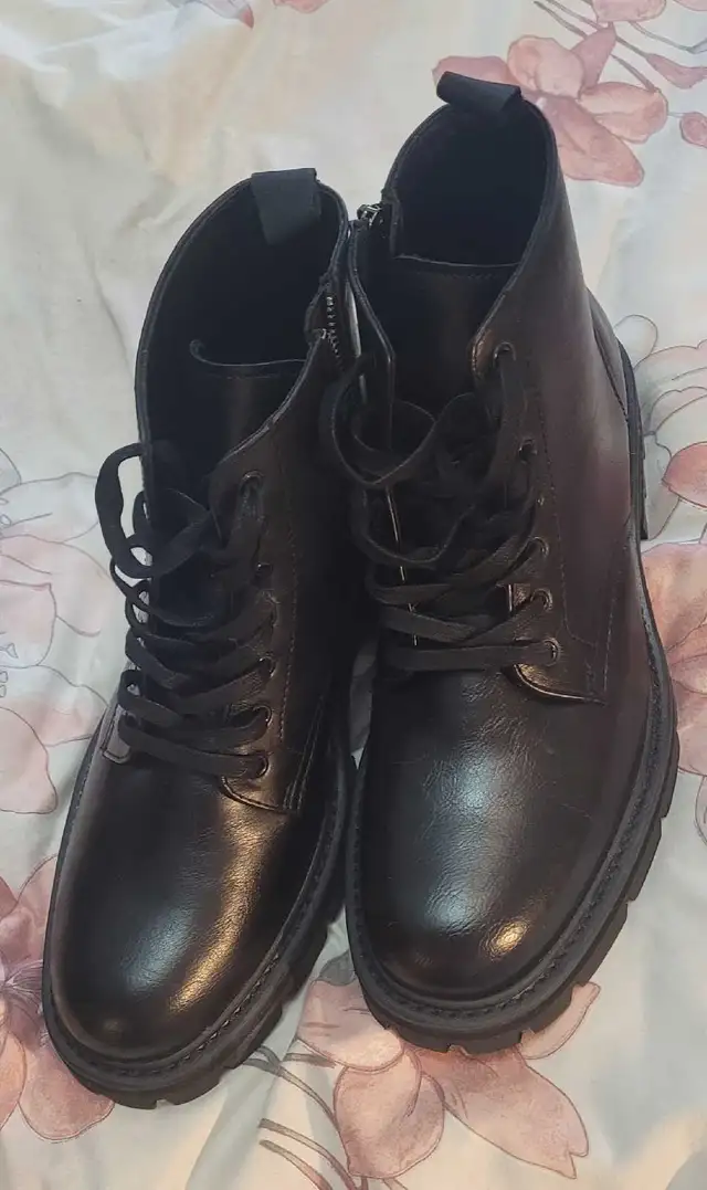 Aldo Boots 11" 