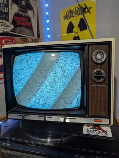 TV works great, Korean manufactured. I'm not sure the year but I'm almost certain it's between 1975-...