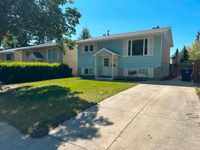 Main Floor - 2 Bedroom, 1 Bathroom for Rent in East College Park