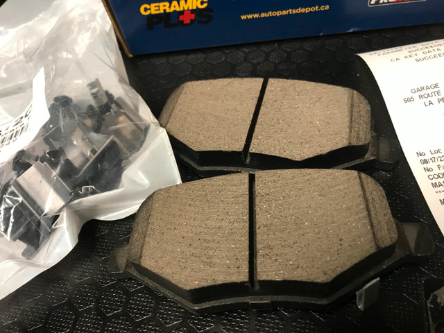 ceramic plus rear brake pad for ford explorer in Other in Gatineau - Image 2