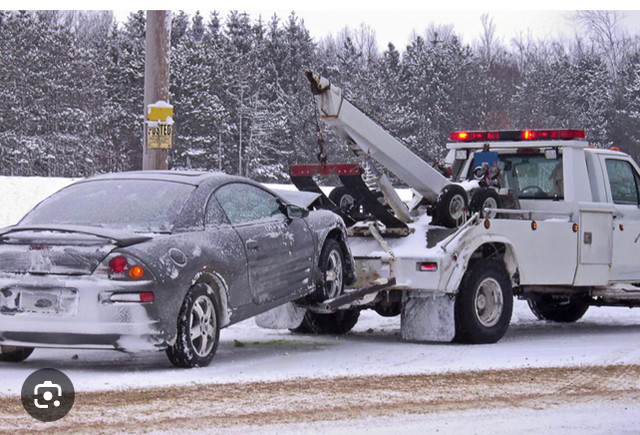 Fast Towing in Towing & Scrap Removal in Kitchener / Waterloo - Image 3