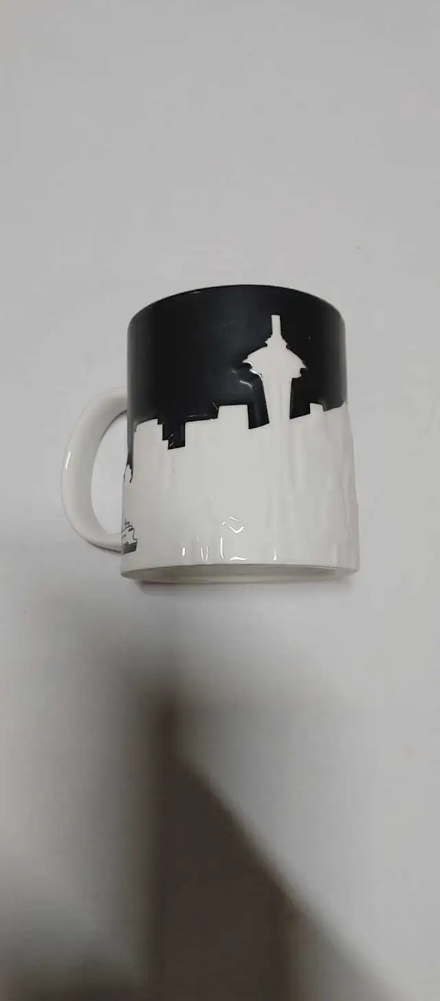 Starbucks Seattle mug. in Kitchen & Dining Wares in Calgary - Image 3