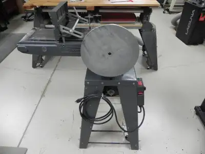 Shopsmith Model number 555355. A 6" belt sander on a Power Stand in good used condition with no belt...