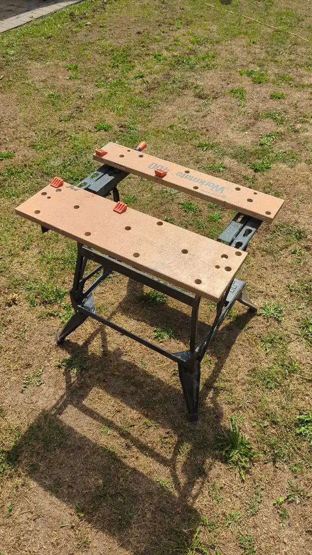 Black and Decker Workmate 400 in Tool Storage & Benches in Oakville / Halton Region - Image 4