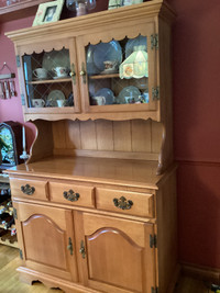 Roxton buffet and hutch.