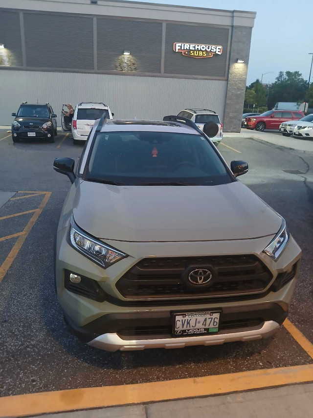 RAV4 2021 TRAIL AWD in Cars & Trucks in Windsor Region