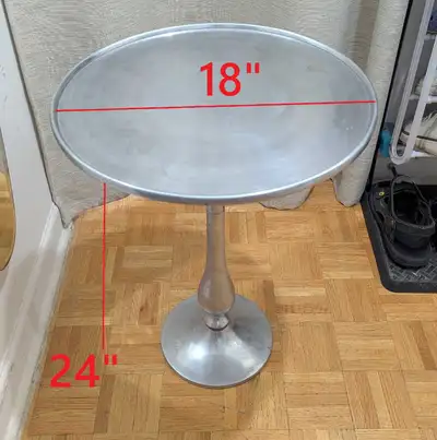 18" Vintage Stylish Aluminum Round Table Pedestal End Coffee Tab, View more