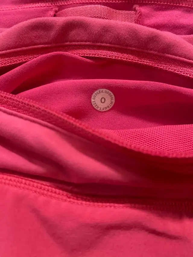 Lululemon Running Shorts - Size 0 in Women's - Bottoms in Barrie - Image 4