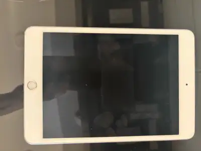 iPad mini 4 128G, View more