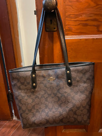 Coach city tote