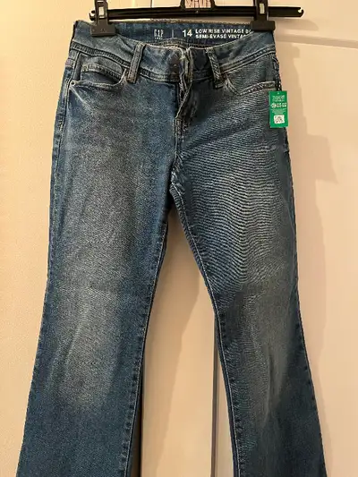 Girls teen low rise boot cut jeans gap nwt, View more