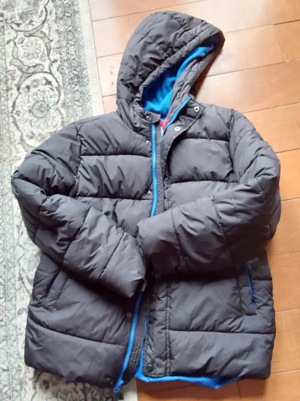 Winter coats in Kids & Youth in Edmonton - Image 2