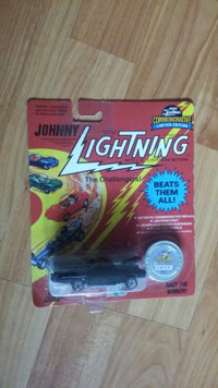 New Vintage Carded Johnny Lightning El Camino Commemorative
