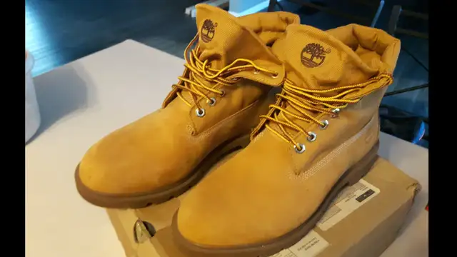Mens Rolldown Timberland sz10 brand new in Men's Shoes in Trenton - Image 3