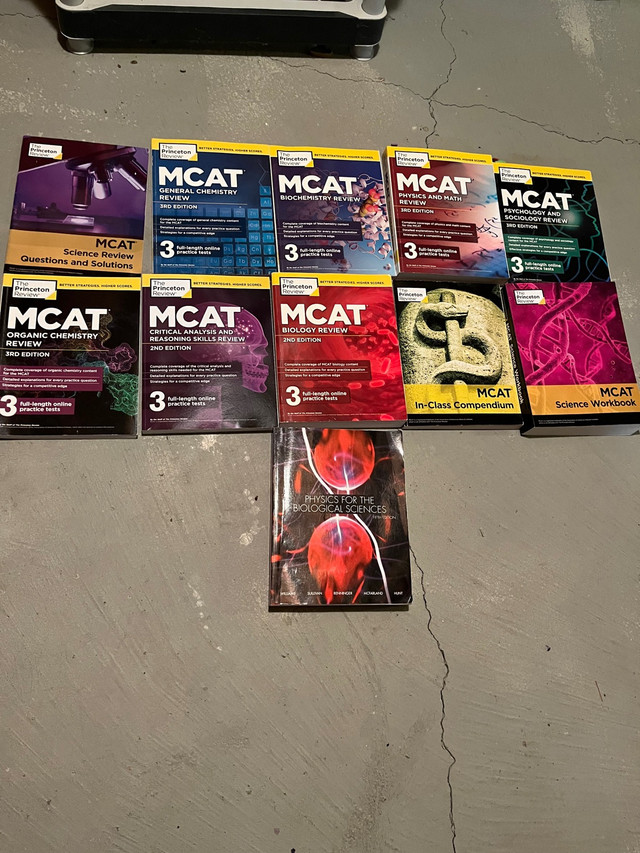 Mcat book set in Textbooks in Markham / York Region