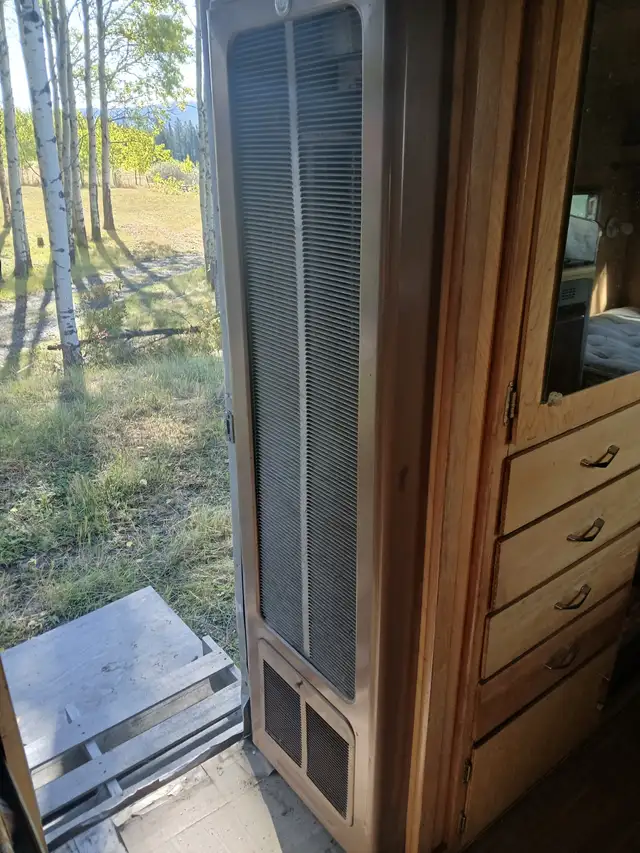 1968 SHASTA FLYER RV Trailer in Travel Trailers & Campers in Kamloops - Image 11