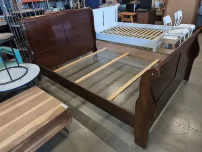 QUEEN SIZE SLEIGH BED FRAME WITH SLATS -, View more