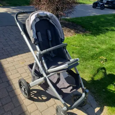 UPPAbaby Vista Stroller, View more