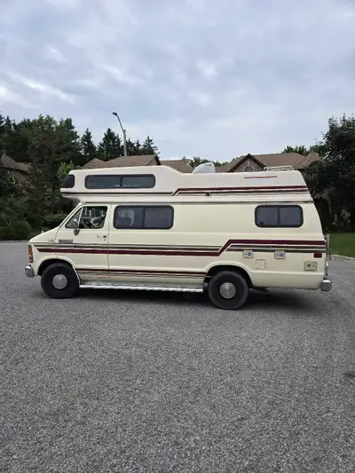 1987 Dodge B350 1 Ton Camper Van 360 Block 5.9L Gas v8 Engine (Rare hard to find engine) Automatic T...