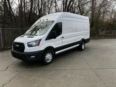 Dependable Delivery & Hauling Services Hello I'm Mark I offer versatile transport solutions with a p...