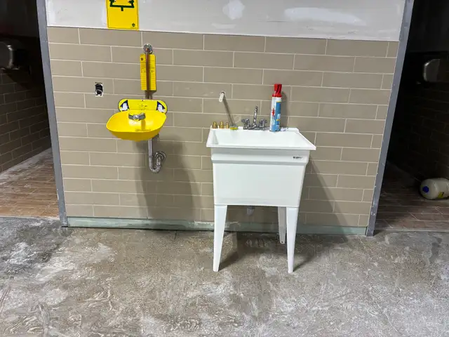 Licensed Plumber474571307148257283