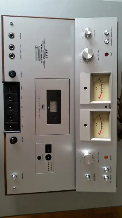Akai GXC-325D, View more