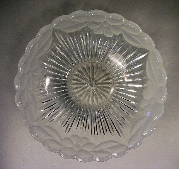 Vintage Crystal Glass Ceiling Light Fixture with Bowl Shade in Arts & Collectibles in Oshawa / Durham Region - Image 4