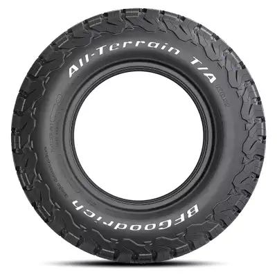 One tire for sale never used spare on jeep 315 70r 17 $250