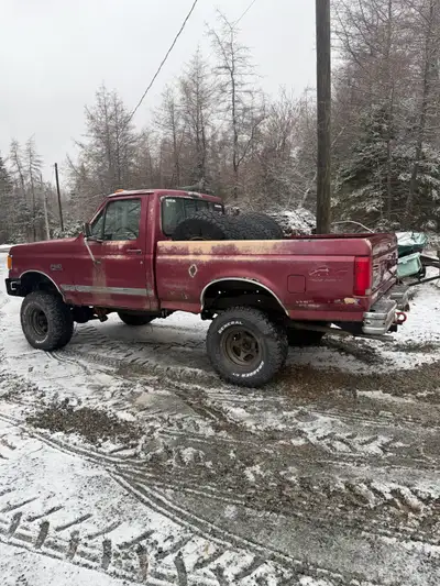 1991 Ford F-150 · Truck · Driven 245,000 kilometers Bout as solid of a truck as you can get for this...